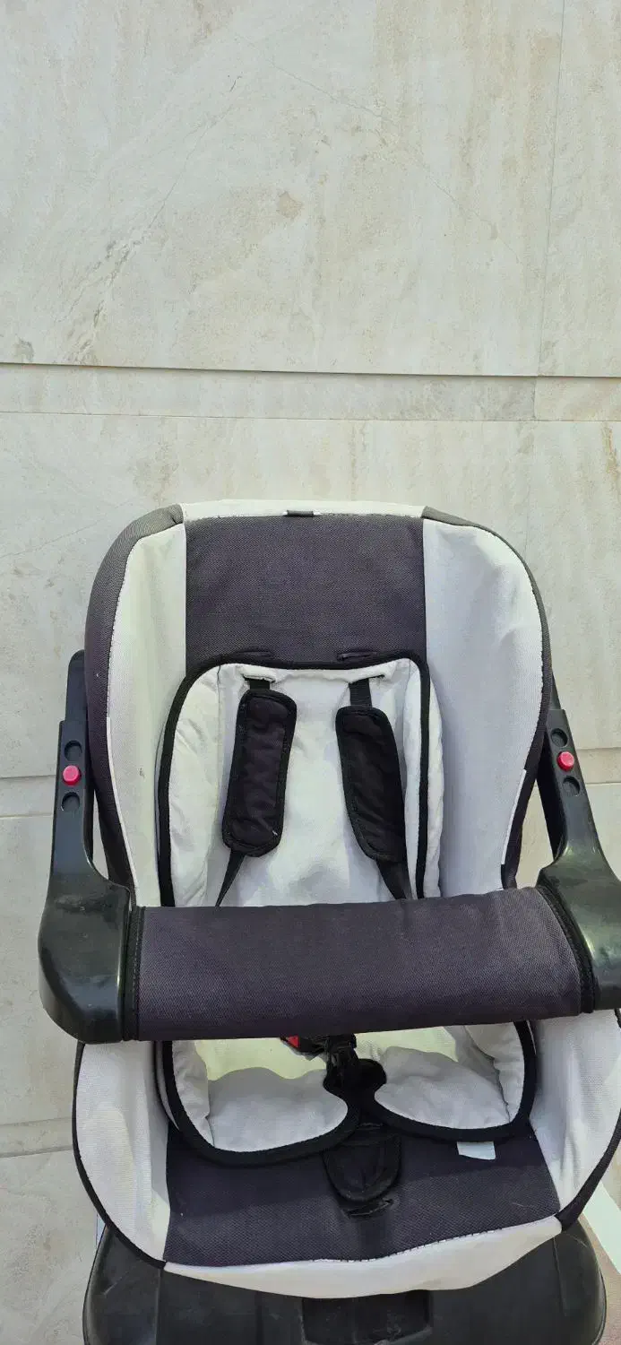 صندلی ماشین کودک|تخت و صندلی بچه|طبس, |دیوار