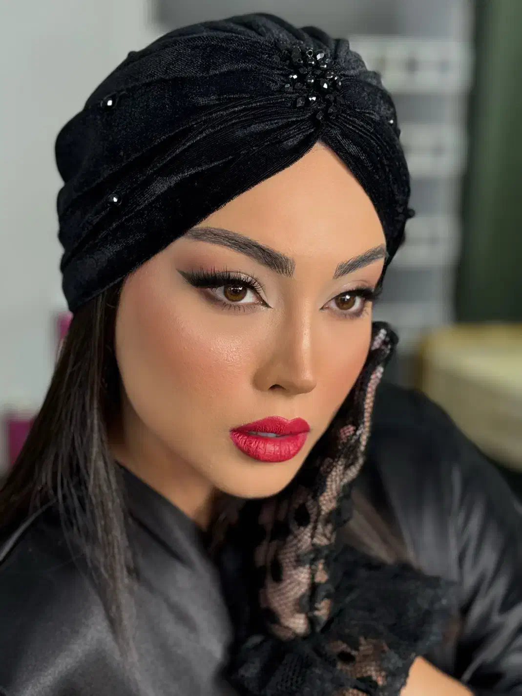 سالن زیبایی ماه ثنا|خدمات آرایشگری و زیبایی|صومعهسرا, |دیوار