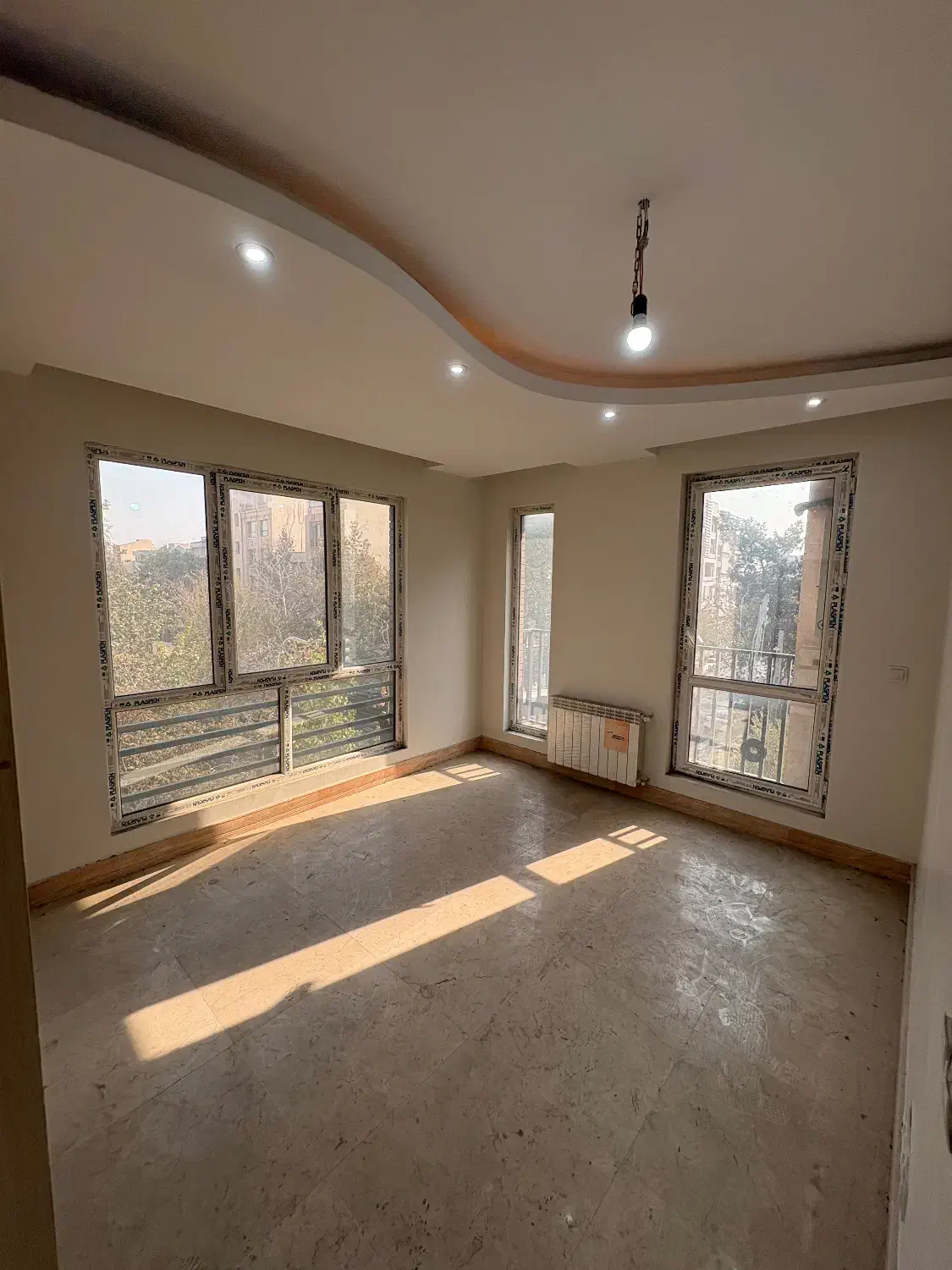 ۱۵۰ متر ۳ خواب نوساز تکواحدی رویایی/لوکیشن طلایی