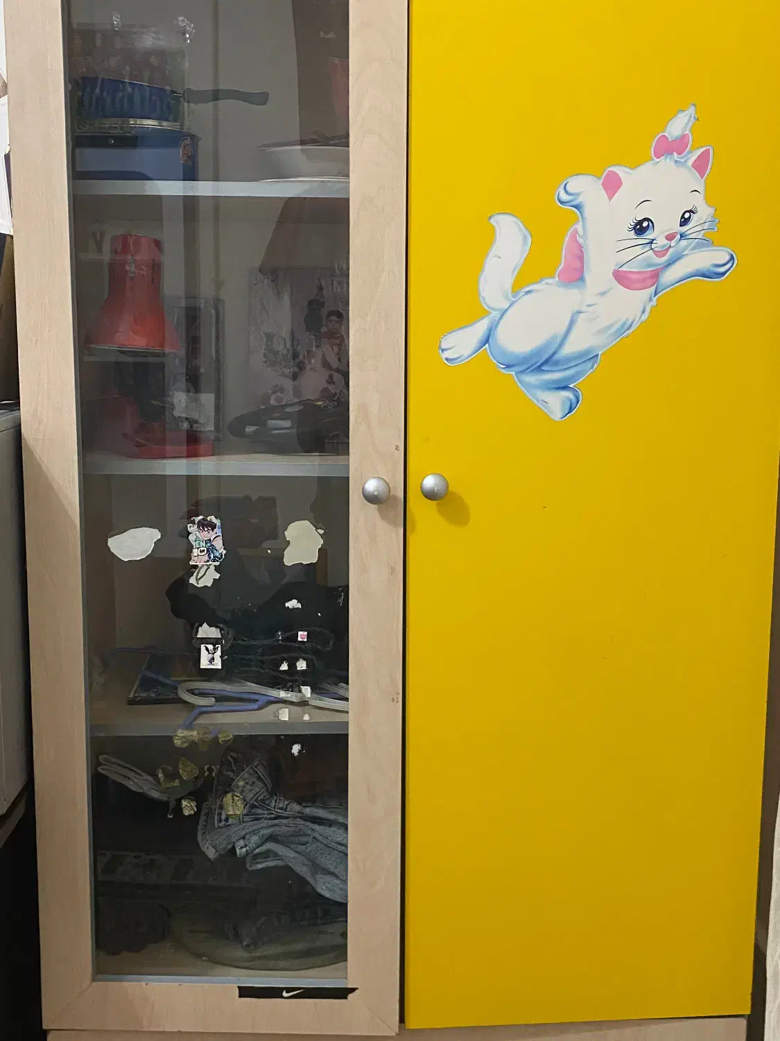 کمد|جاکفشی، کمد، دراور|قائن, |دیوار