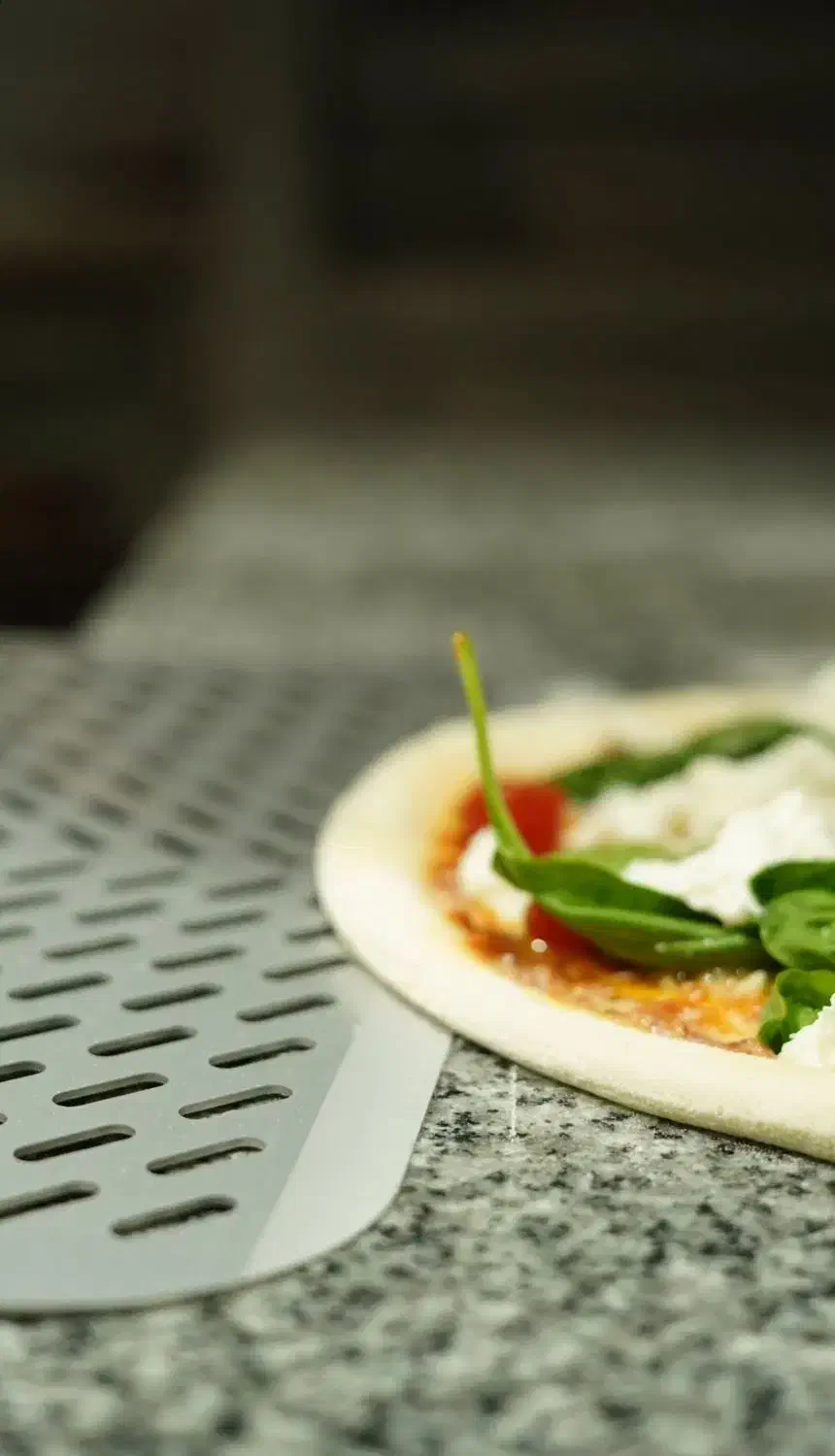 همکاری در کافه فستفود|استخدام خدمات فروشگاه و رستوران|خوی, |دیوار