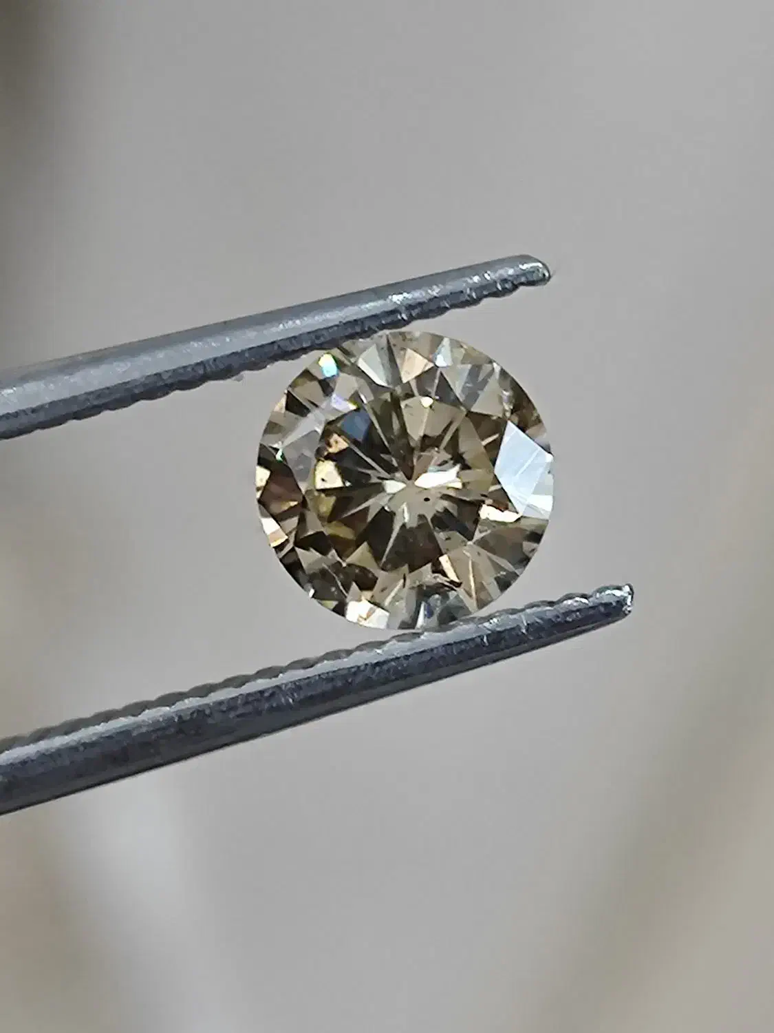 الماس اصل ۱/۱۰ قیراطی|جواهرات|تهران, بازار|دیوار