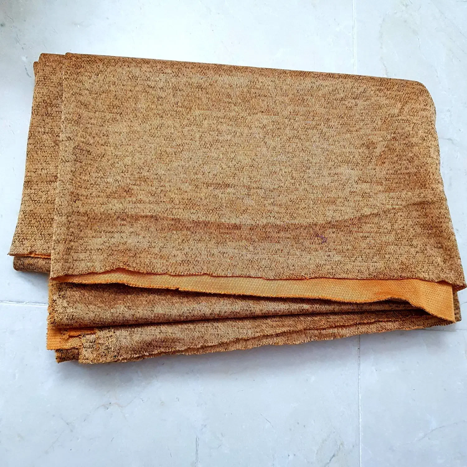 پارچه|لباس|شیراز, بعثت|دیوار