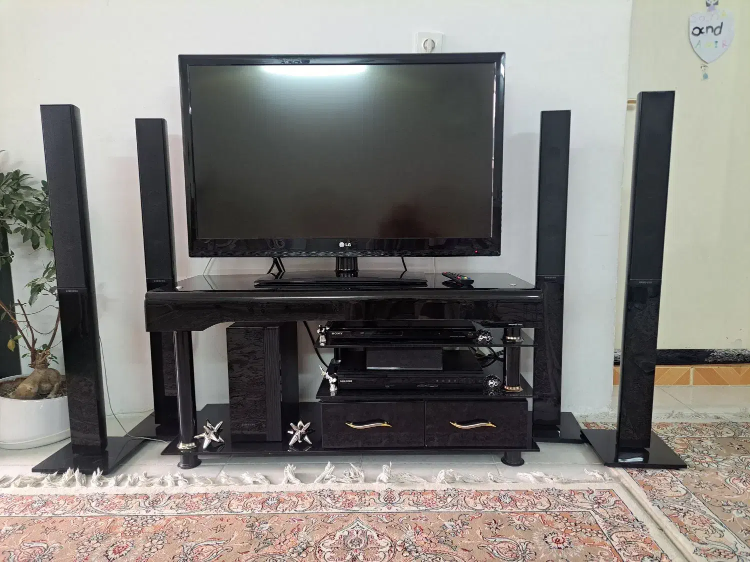 تلویزیون ۴۲ LG اصل سالم و سینما خانگی سامسونگ|تلویزیون و پروژکتور|تهران, تهرانسر غربی|دیوار