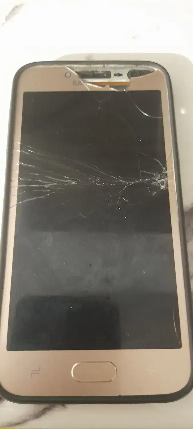 گوشی سامسونگ ضربه خورده|موبایل|اراک, |دیوار