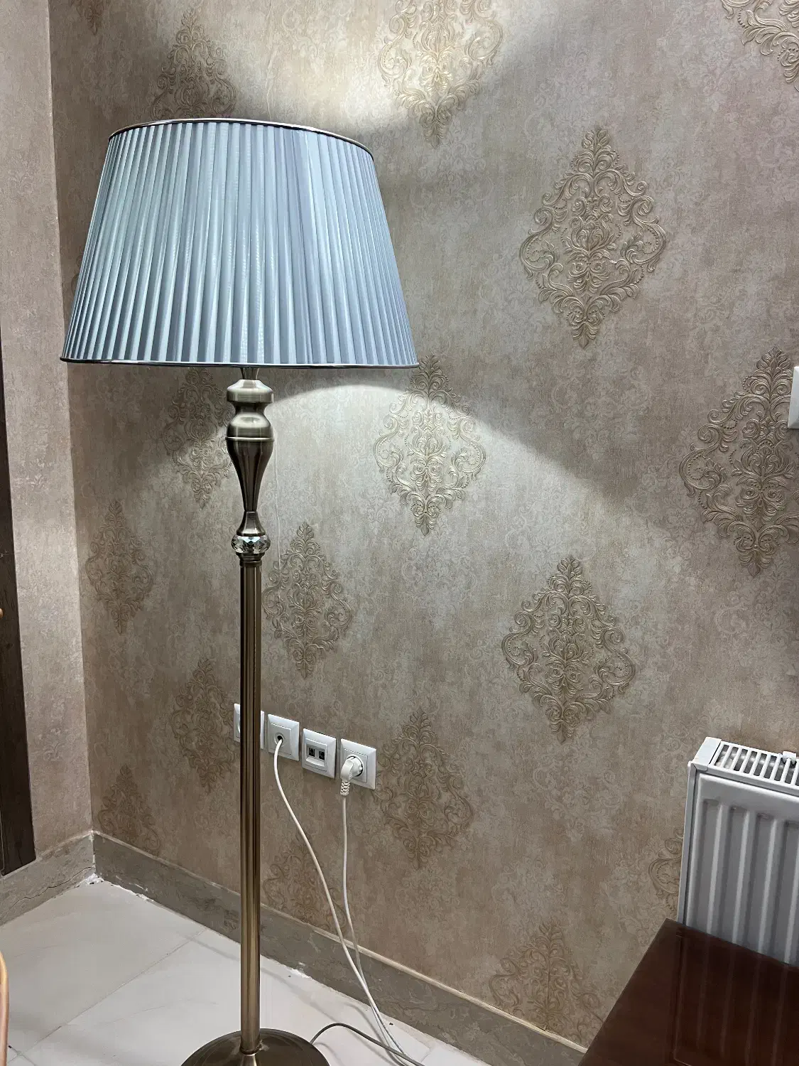 اباژور|چراغ خواب و آباژور|اصفهان, رسالت|دیوار