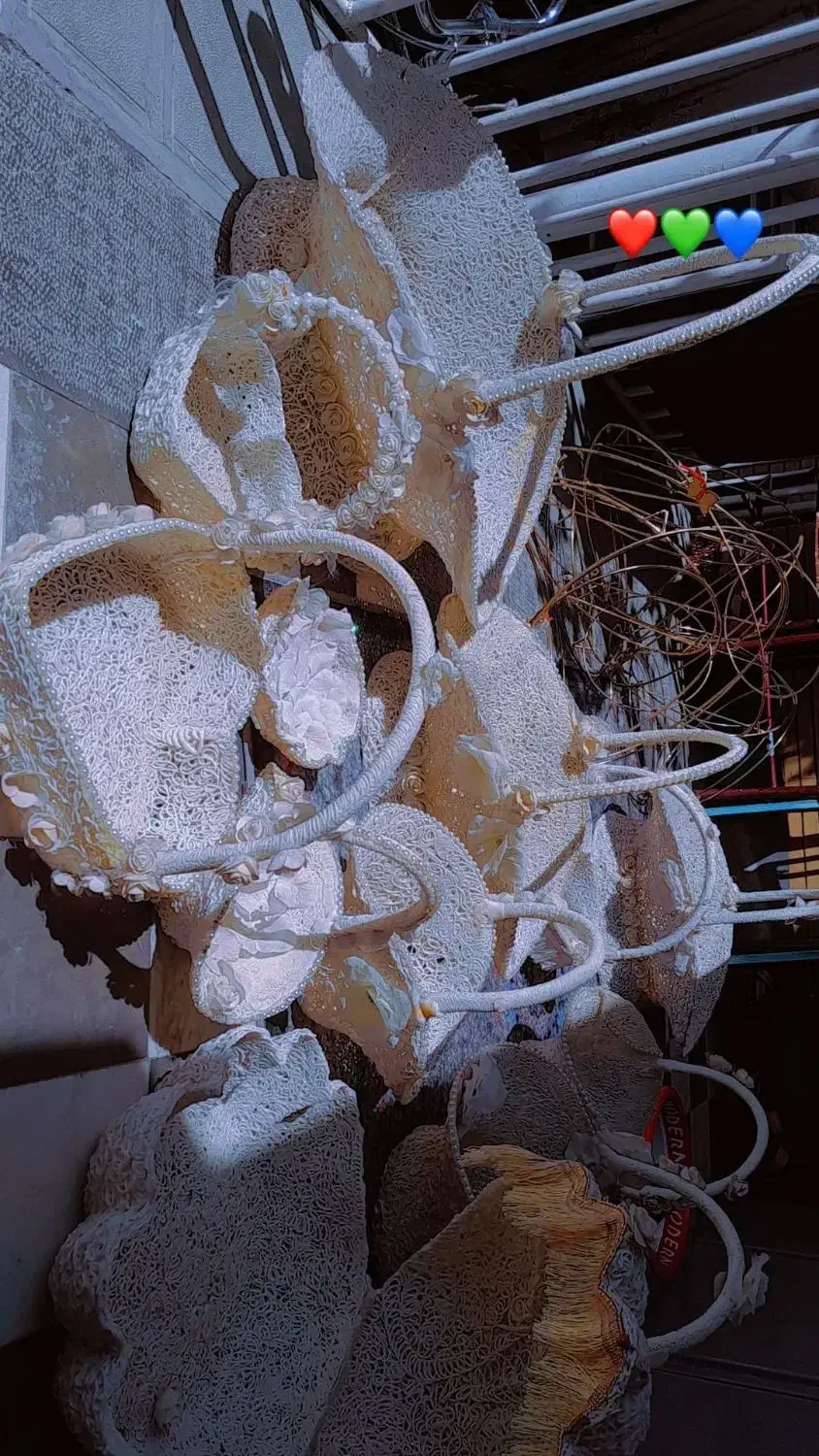 فروش تعدادی لوازم مغازه ارایشی..باقیمت توافقی|فروشگاه و مغازه|اصفهان, ارزنان|دیوار