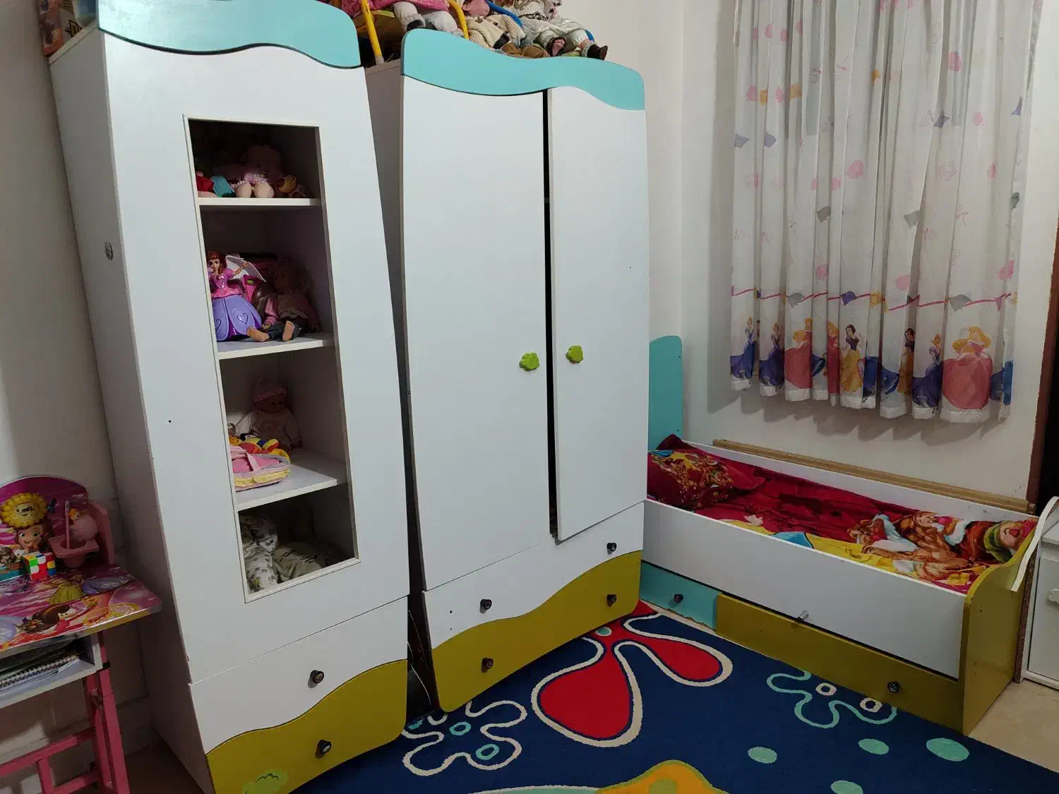 تخت و دو عدد کمد و پاتختی بچگانه|تخت و سرویس خواب|زاهدان, |دیوار