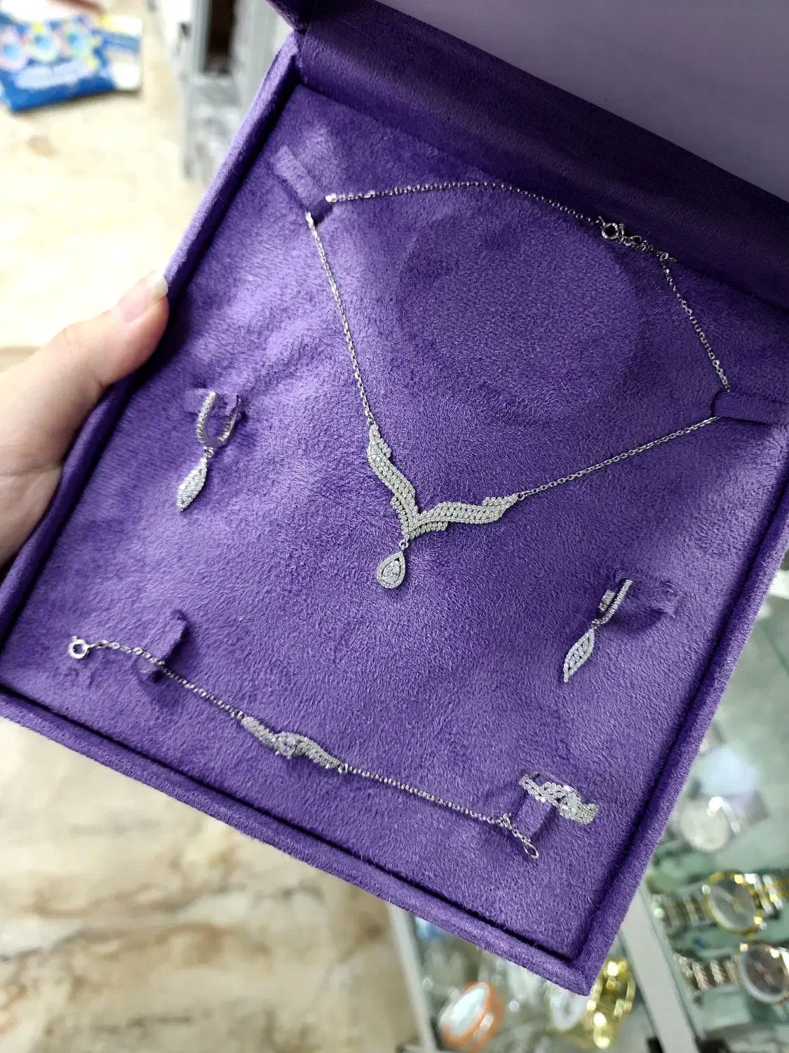 سرویس کامل (نقره)( با انگشتر عیار ۹۲۵)|بدلیجات|کرمانشاه, |دیوار