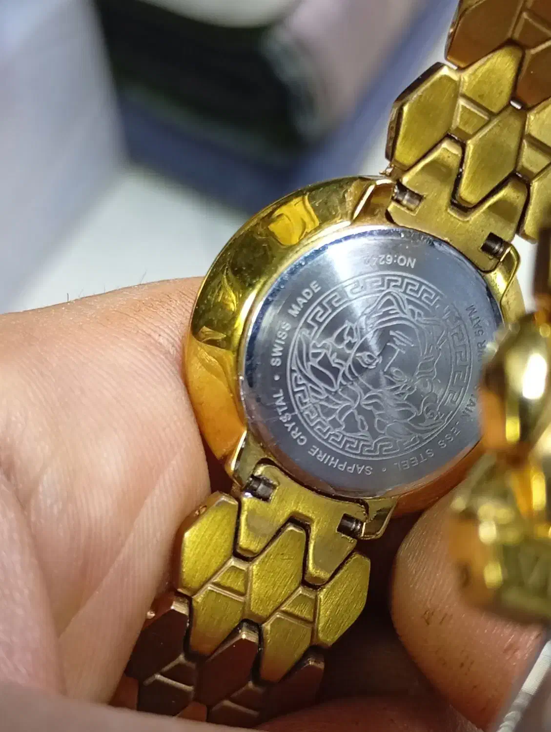 ساعت اورجینال versace|ساعت|قدس, شهر‌قدس|دیوار