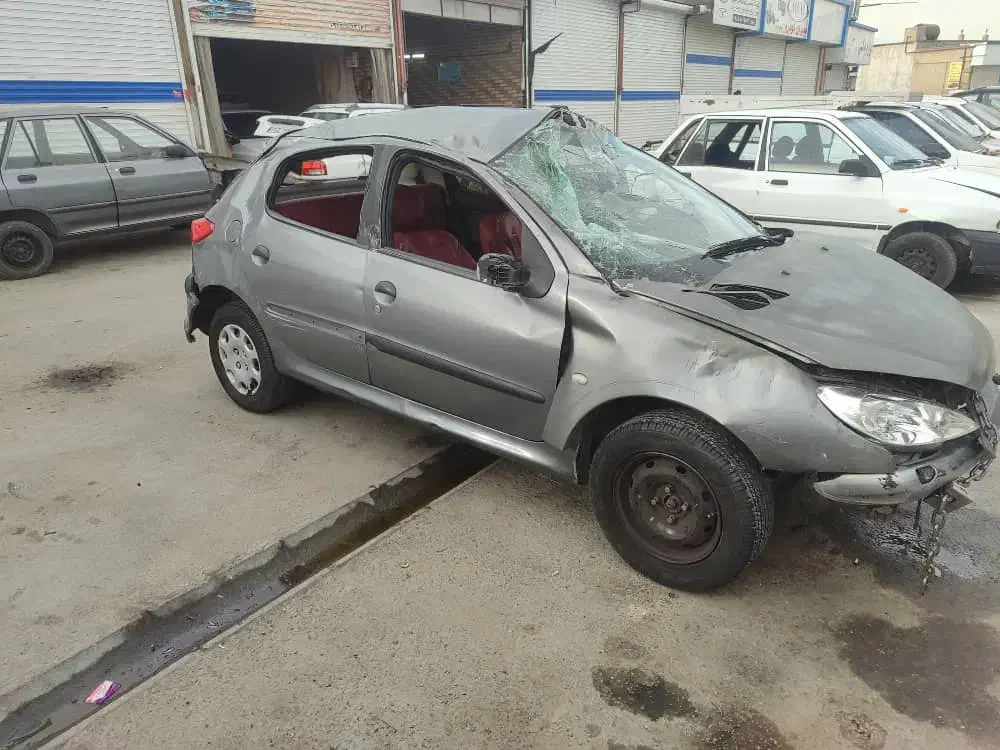 206تیپ 2تصادفی|خودرو سواری و وانت|مشهد, نوید|دیوار