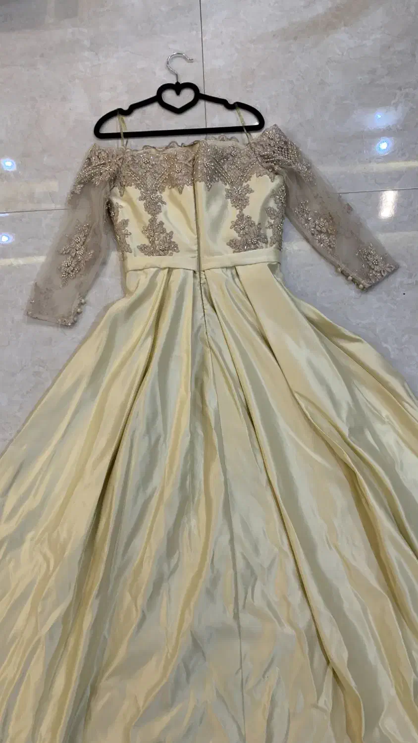 لباس مجلسی زنانه|لباس|اصفهان, خواجو|دیوار