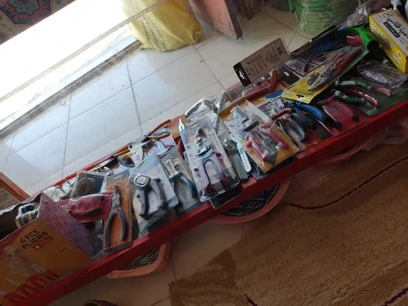 فروش زیر قیمت اجناس مغازه الکتریکی و ابزارالات|اجارهٔ مغازه و غرفه|خاش, |دیوار