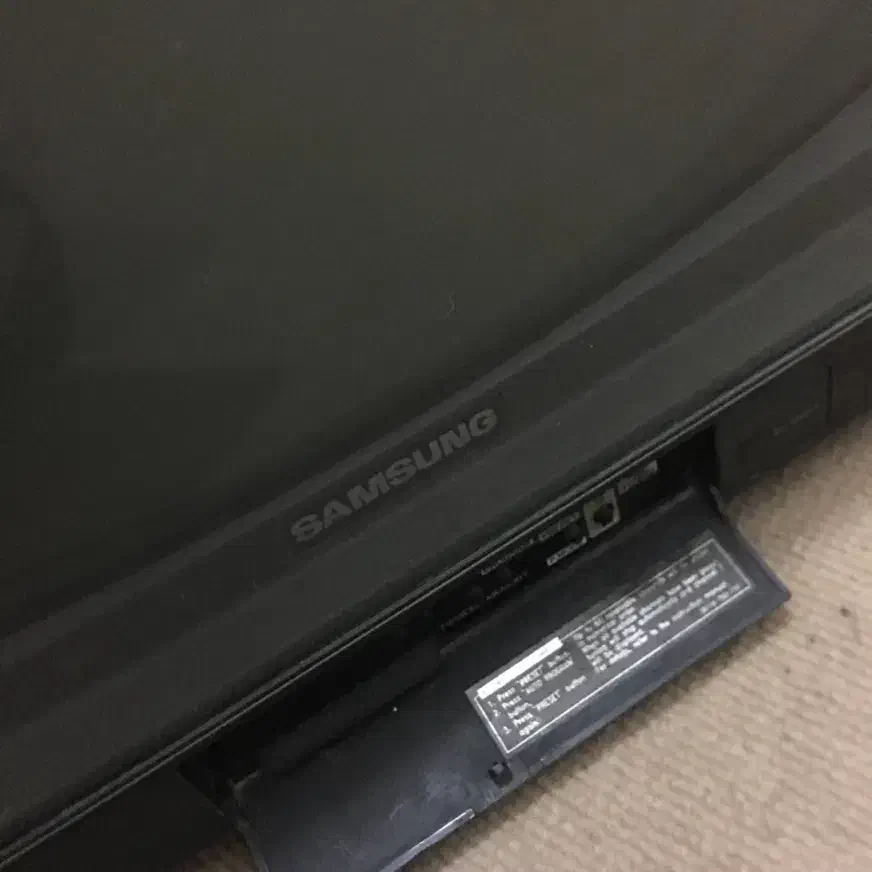 تلویزیون سامسونگ قدیمی|تلویزیون و پروژکتور|اهواز, زیتون کارمندی|دیوار