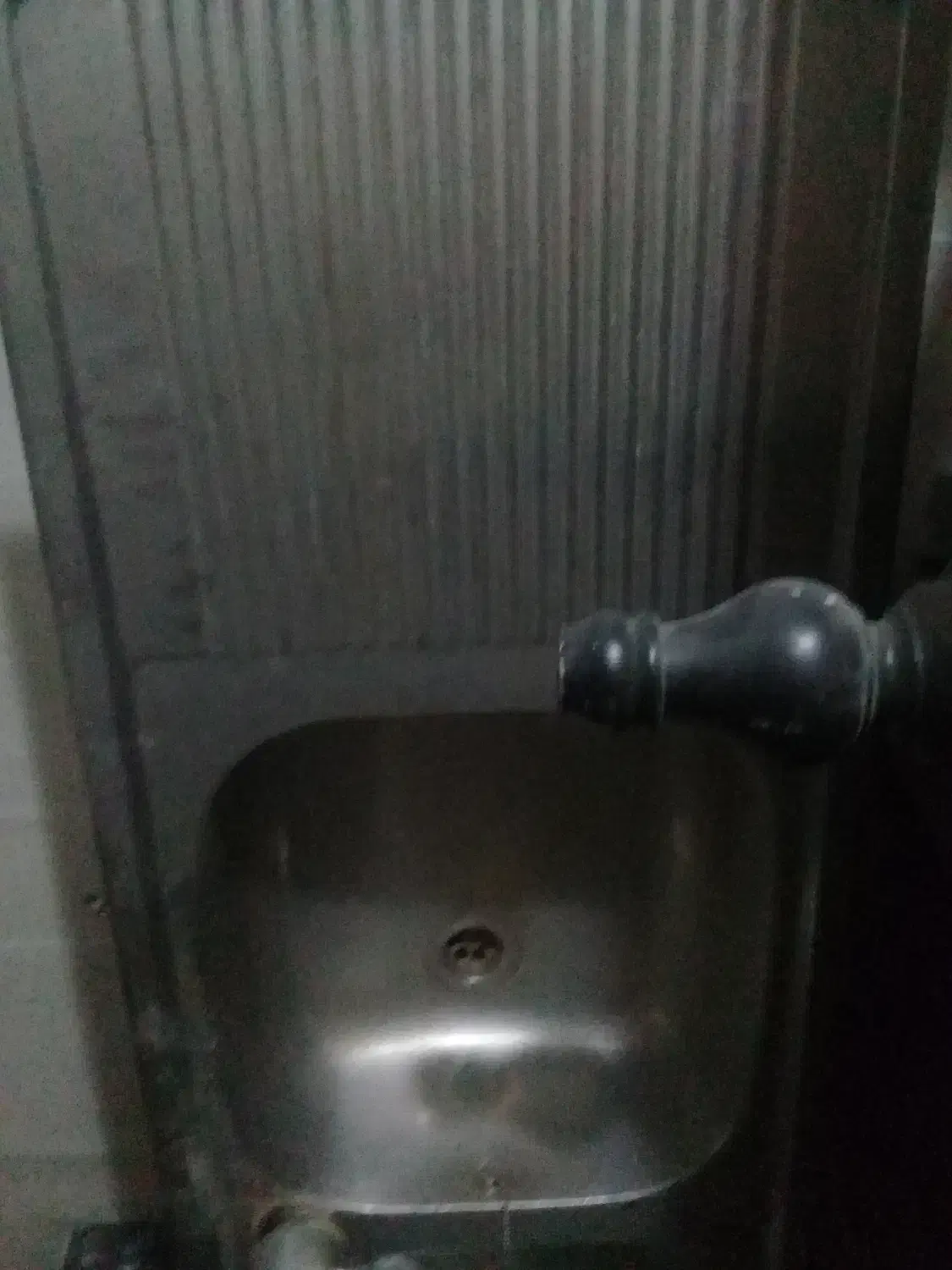 سینگ و۲ عددتخت یک نفره|حراج|آستانه سرا, |دیوار