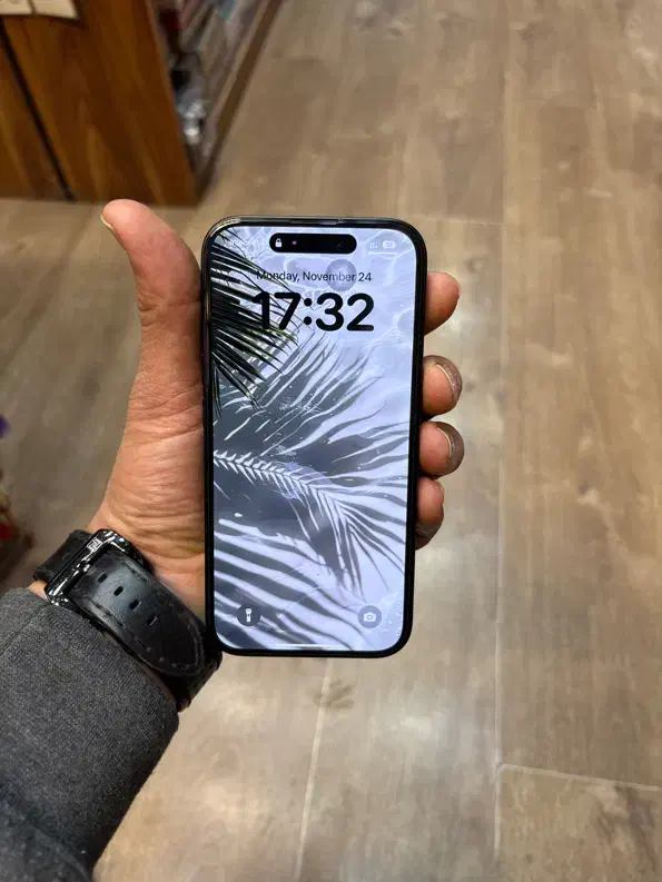 ایفون ۱۶ نرمال|موبایل|کرج, باغستان|دیوار