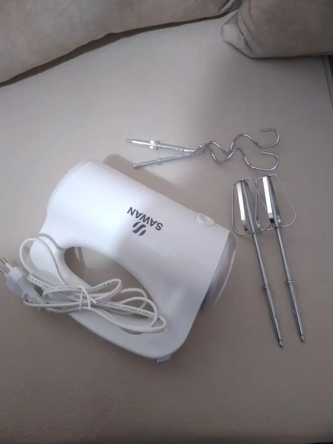 همزن برقی نو|خردکن، آسیاب، غذاساز|بهار, |دیوار