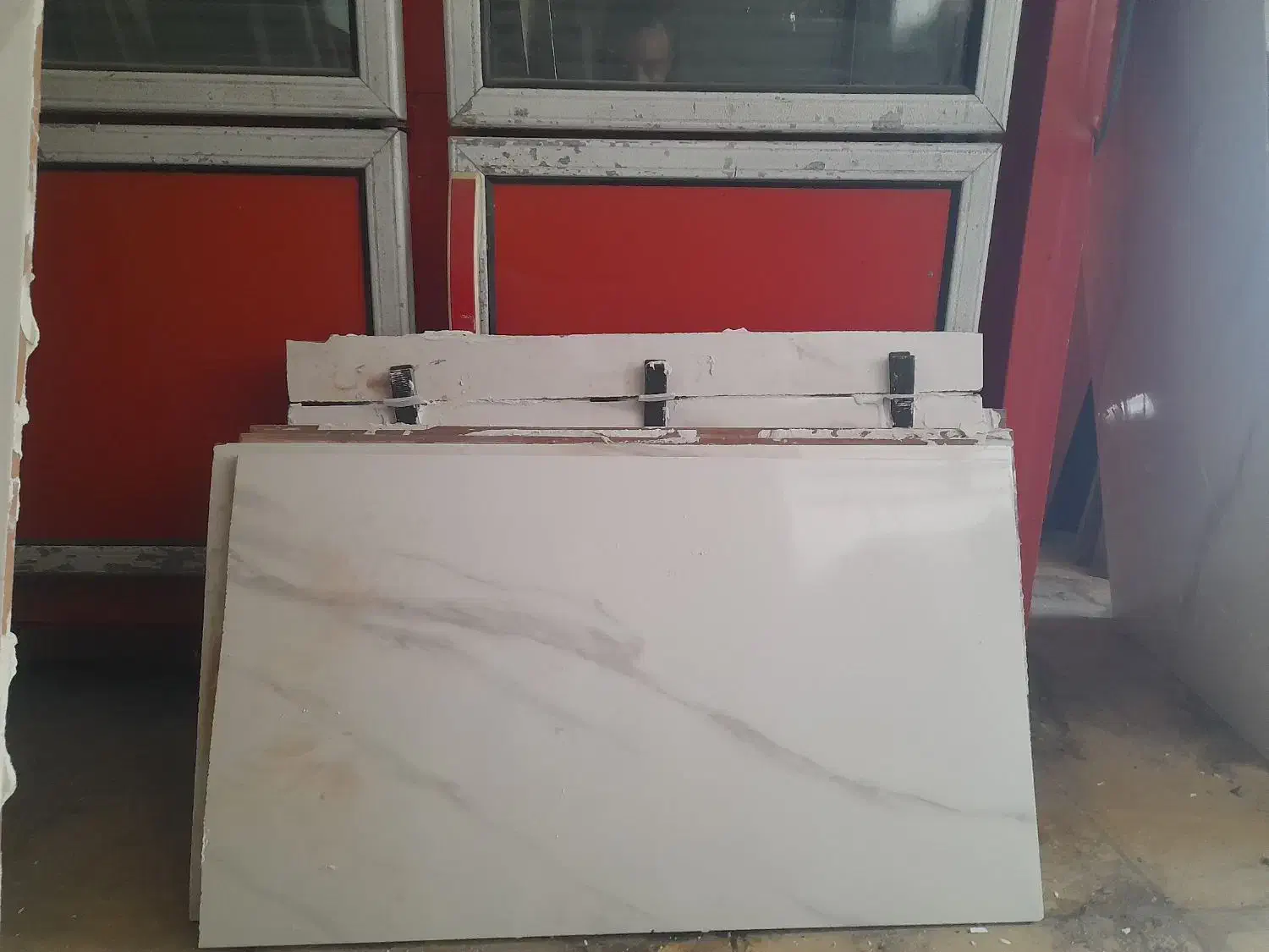 پارکت چوبی  متری 400 و کاشی در حد|مصالح و تجهیزات ساختمان|اردبیل, |دیوار