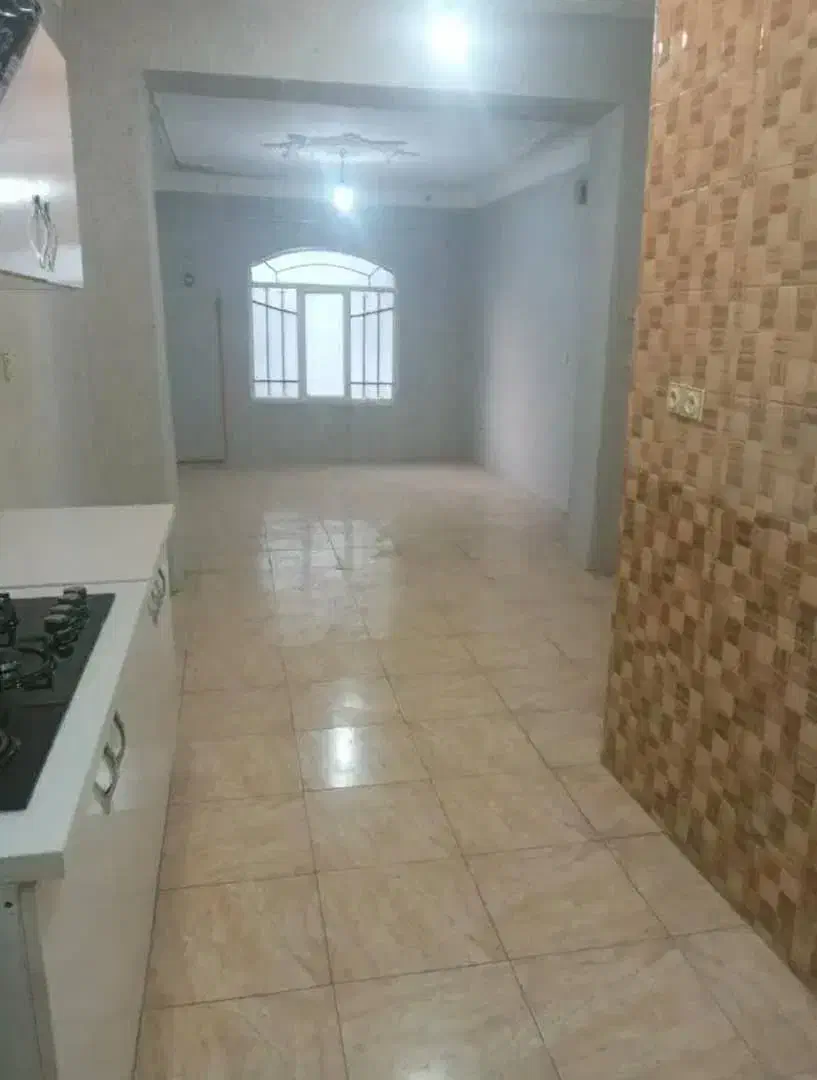 65متری/پارکینگ موتور/انباری/بالکن/تکواحدی