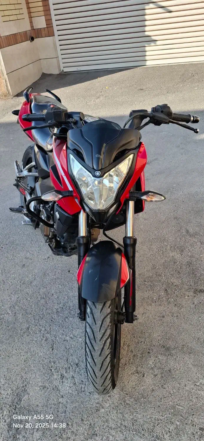 NS200|موتورسیکلت|میبد, |دیوار