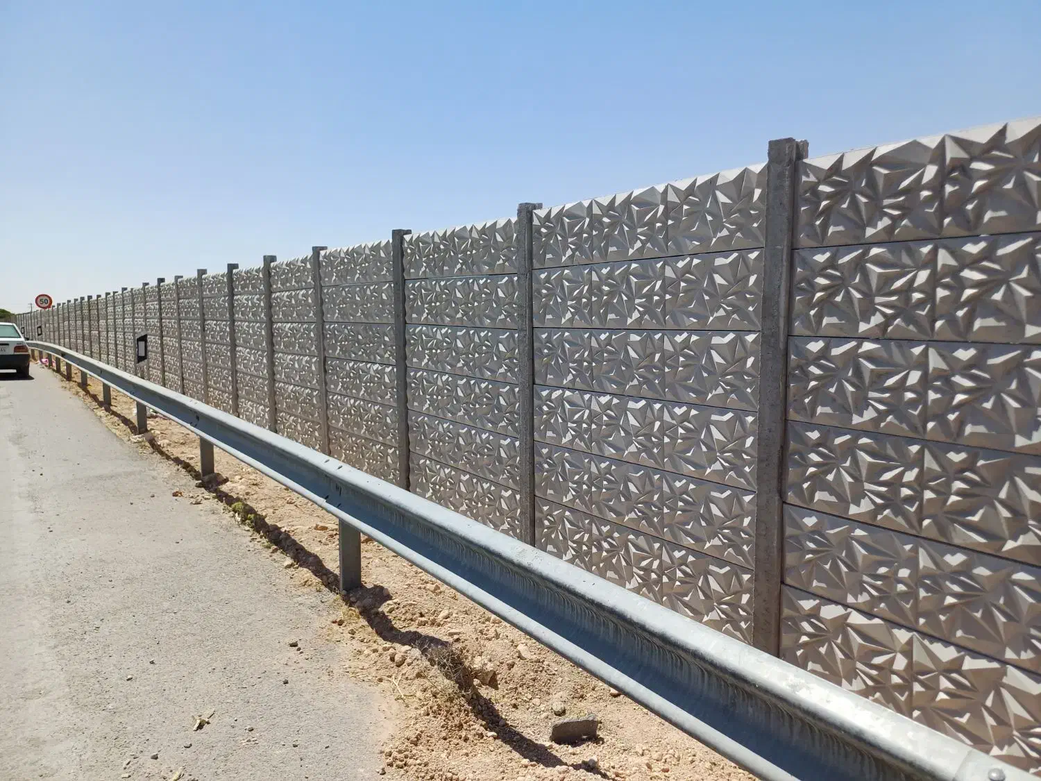 دیوار پیش ساخته بتنی|مصالح و تجهیزات ساختمان|بروجن, |دیوار