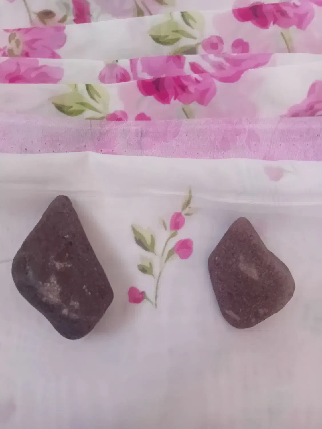 سنگهای قیمتی|کلکسیون اشیاء عتیقه|بروجرد, |دیوار