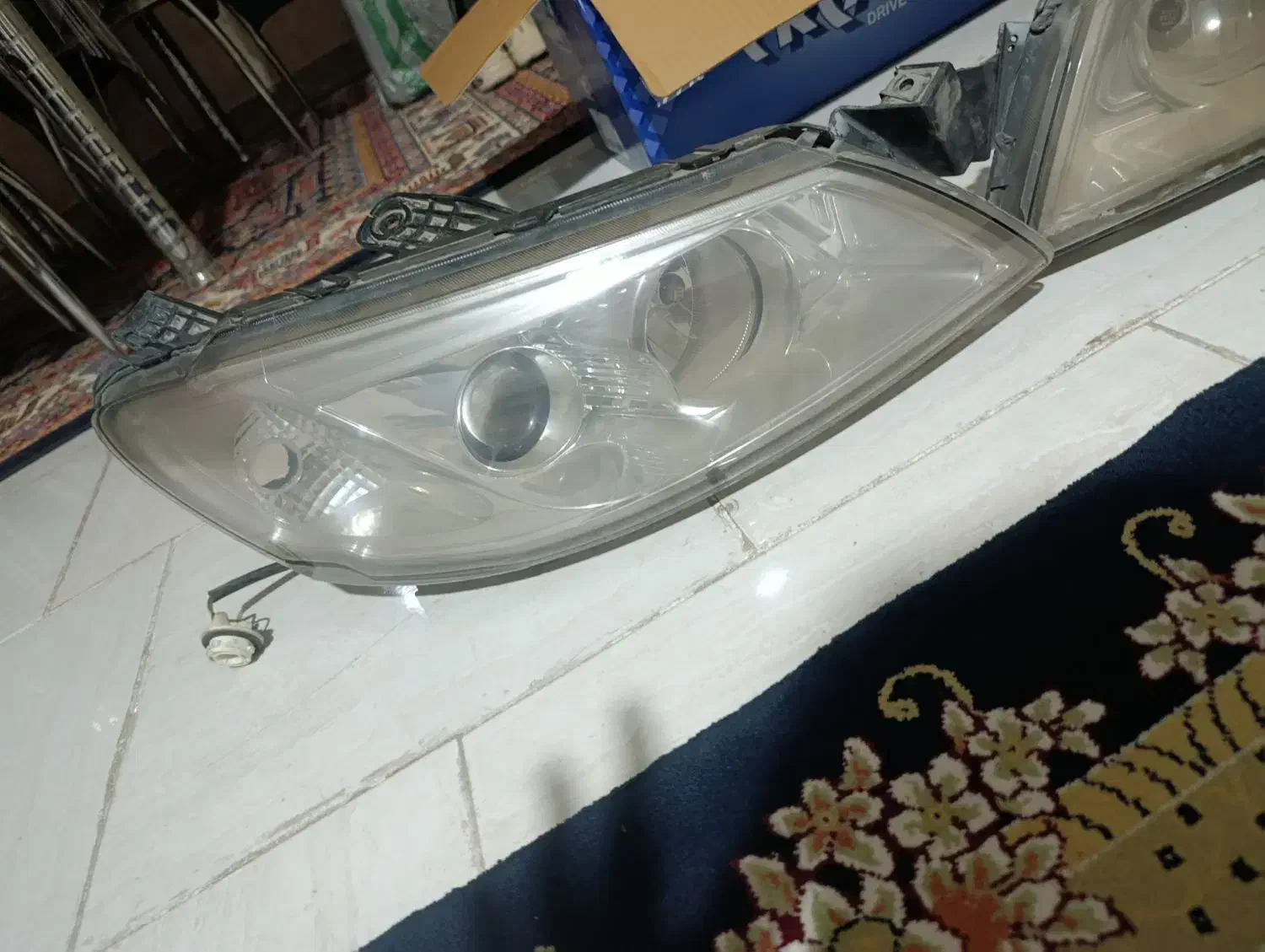 چراغ رانا یه جفت هدلایت و چراغ|قطعات یدکی و لوازم جانبی|هشتگرد, فاز ۷ مهستان|دیوار