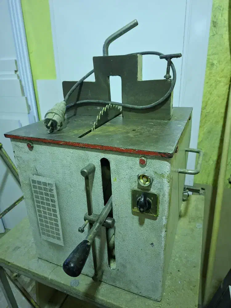 فارسی بر|ماشین‌آلات صنعتی|ایذه, |دیوار