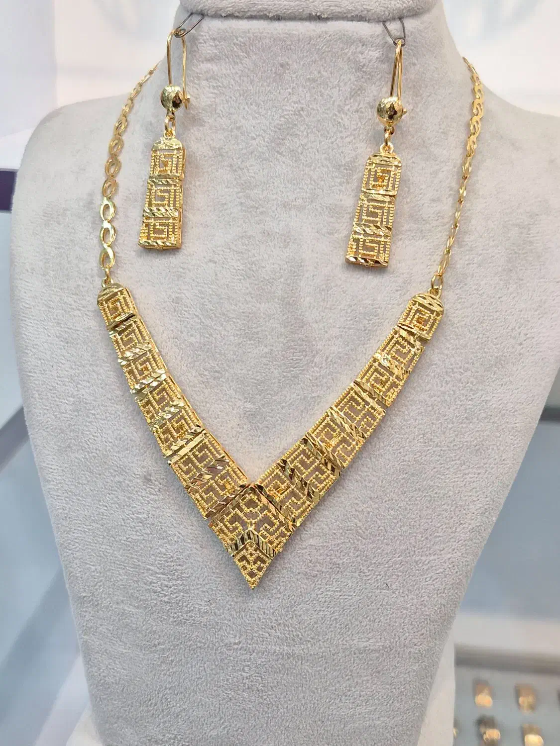 نیم ست آب طلا زنانه|جواهرات|کرج, المهدی|دیوار