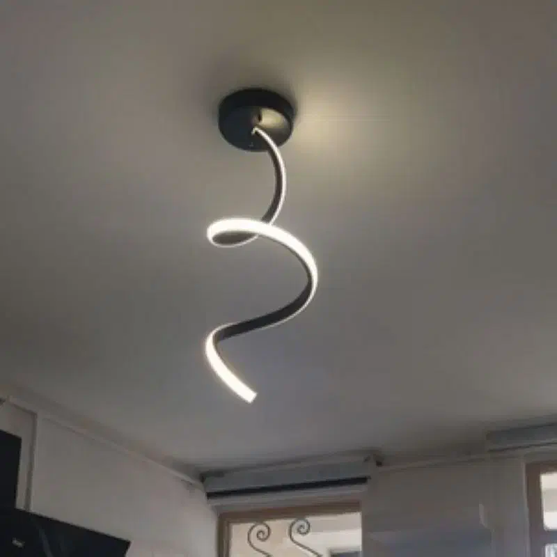 لوستر آویز شاهان تک مدل spiral با قیمت 890000 توما|لوستر و چراغ آویز|تهران, سعادتآباد|دیوار