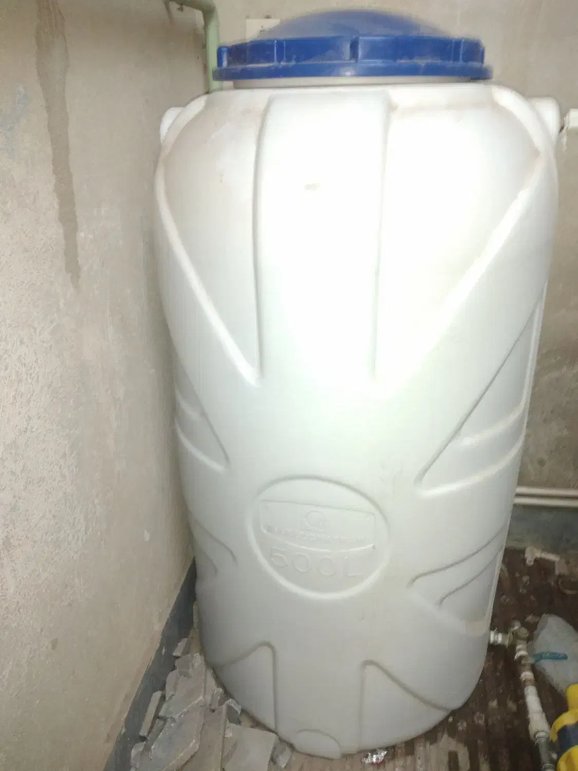 منبع آب ۵۰۰ لیتری|مصالح و تجهیزات ساختمان|پیشوا, |دیوار