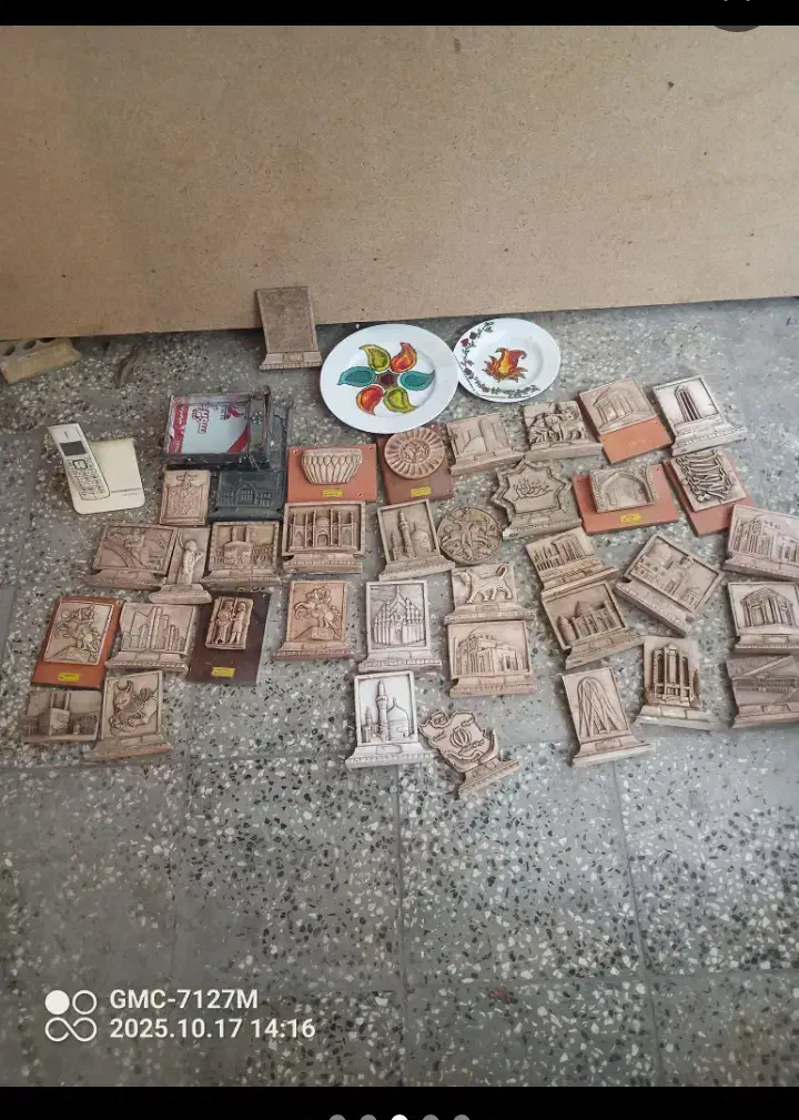 تندیس سنگی قدیمی|کلکسیون اشیاء عتیقه|گرگان, |دیوار