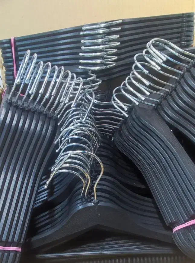 چوبکار طرح چوب|بندرخت و رخت‌آویز|شیراز, شهرک قمشه|دیوار