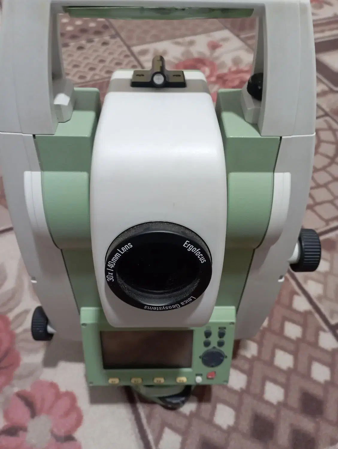 دوربین لایکا|دوربین عکاسی و فیلم‌برداری|محمدشهر, محمدشهر|دیوار