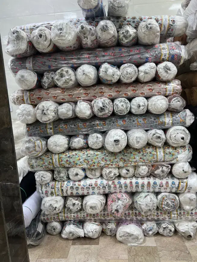 فروشنده و خریدار پارچه|عمده‌فروشی|تهران, شکوفه (عبدل آباد)|دیوار