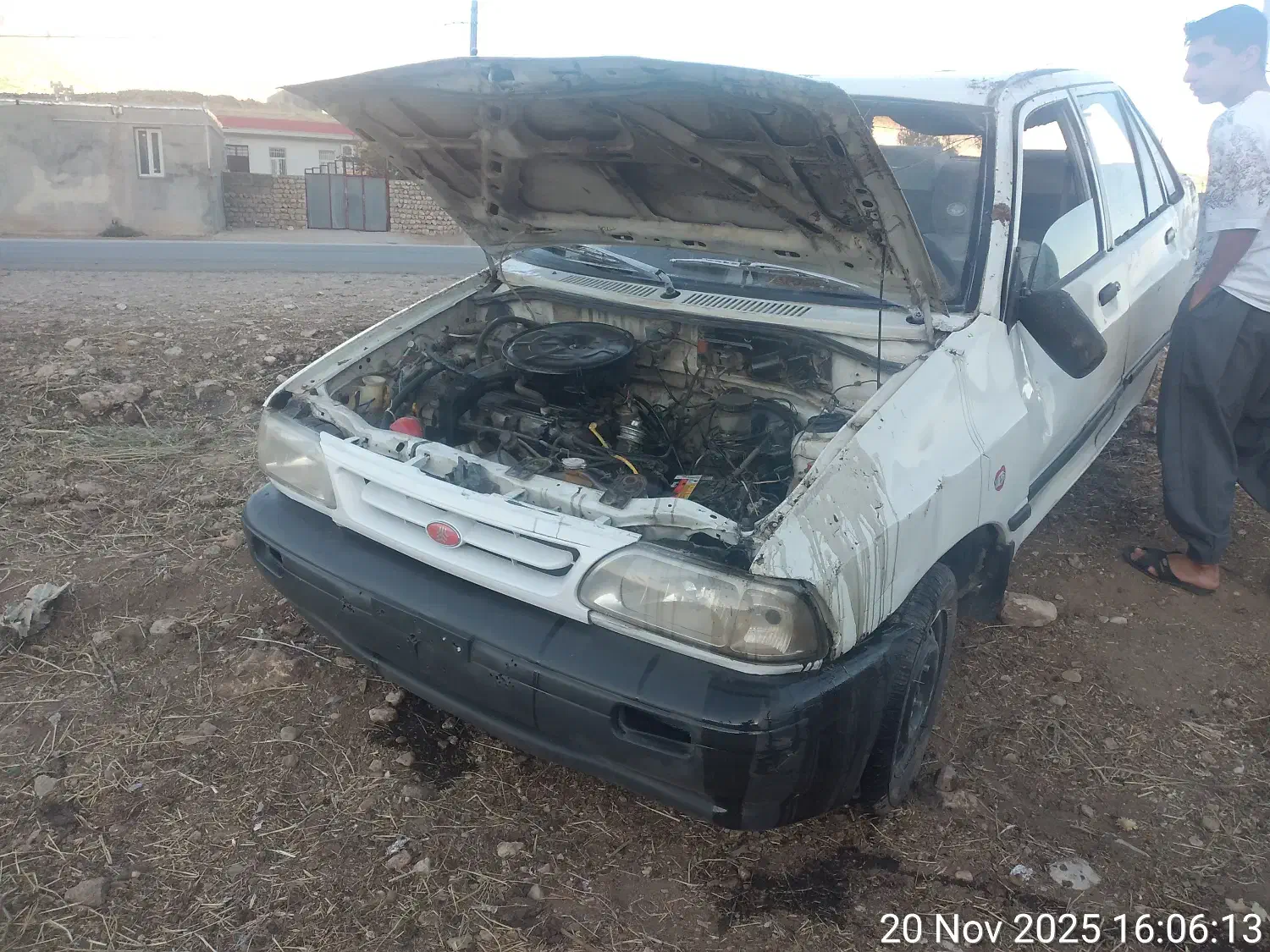 فروش پراید تصادفی مدل۱۳۷۷|خودرو سواری و وانت|گیلان غرب, |دیوار