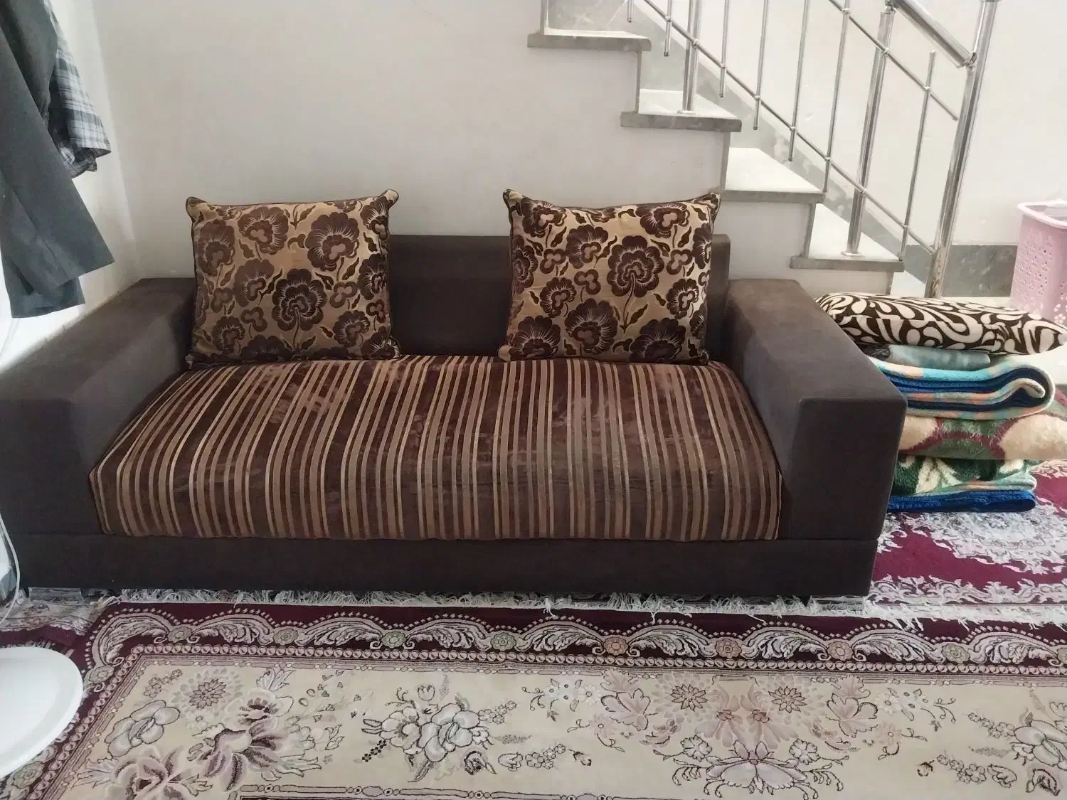 مبلمان راحتی ۸نفره|مبلمان خانگی و میز عسلی|شیراز, شهرک مطهری|دیوار