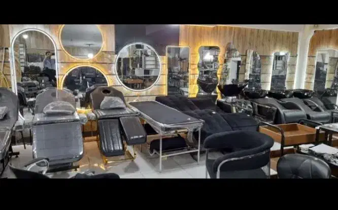 تخت تتو پاکسازی مژه فشیال اپیلاسیون|آرایشگاه و سالن‌های زیبایی|مشهد, موسوی قوچانی|دیوار