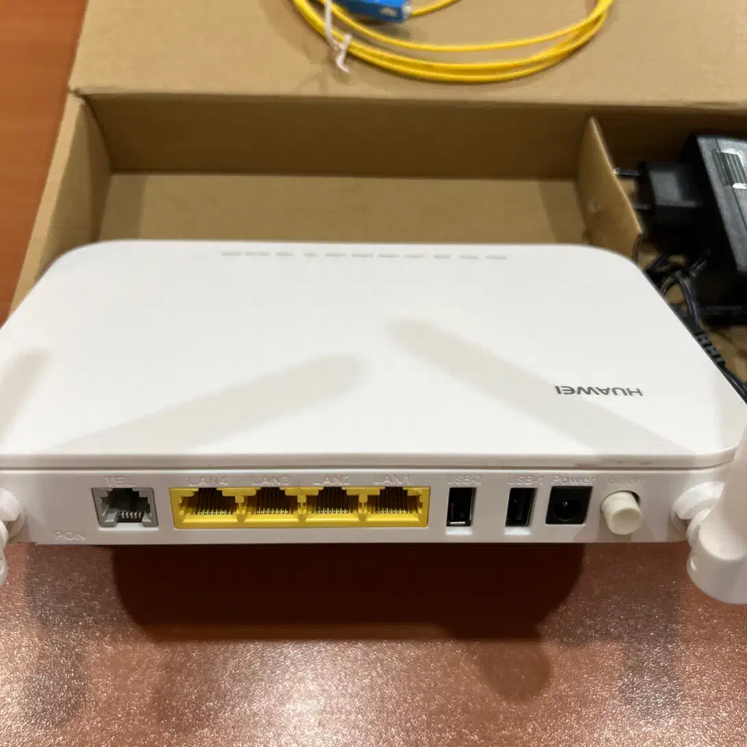 مودم فیبر نوری مخابراتی هواوی مدل EG8145 X6|مودم و تجهیزات شبکه|جوانرود, |دیوار