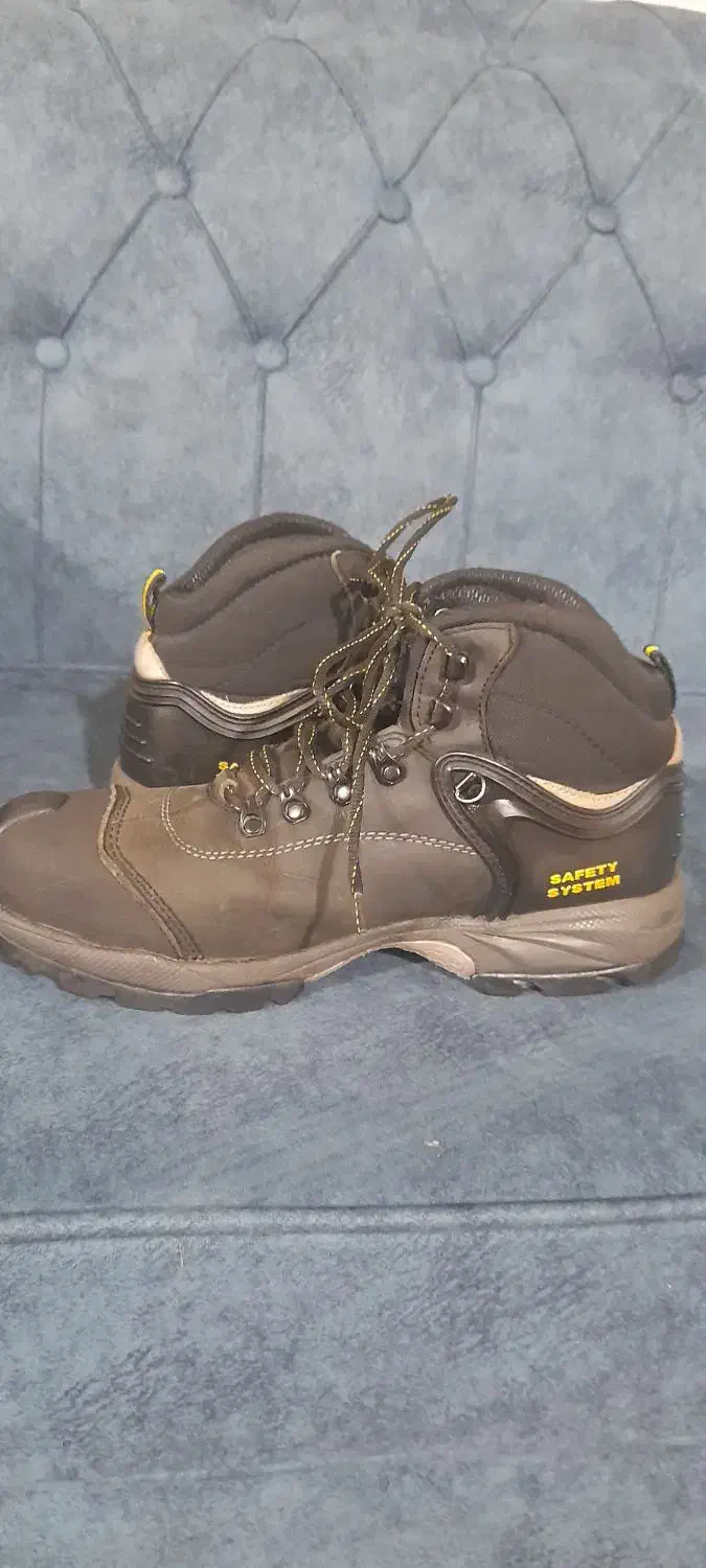 کفش کار وپوتین|کیف، کفش، کمربند|مشهد, امامیه (شهرک غرب)|دیوار