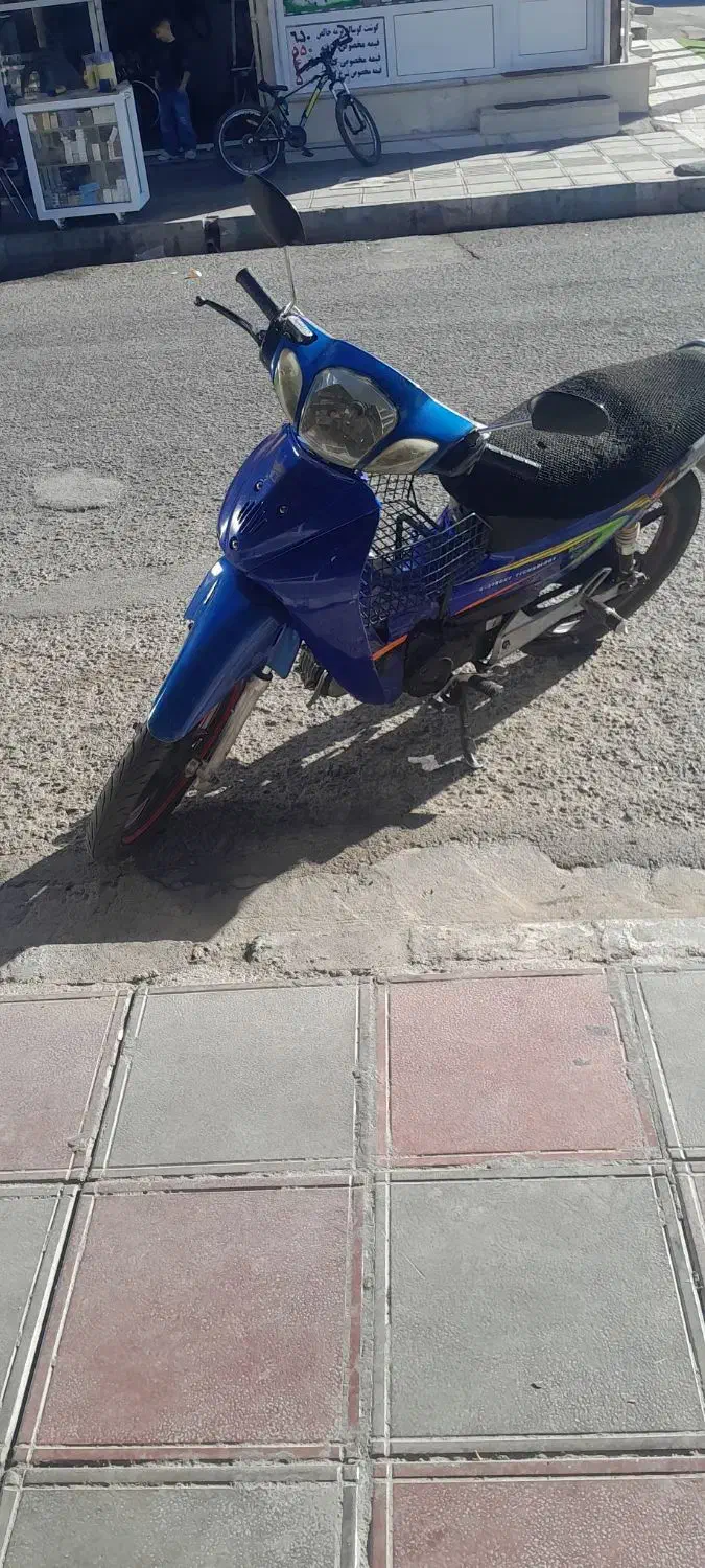 متور ویو تازه تعمیر شده|موتورسیکلت|سردشت, |دیوار