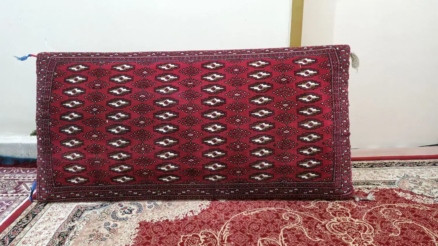 ۶ عدد پشتی قالی ( ترکمنی)|پشتی|مریوان, |دیوار