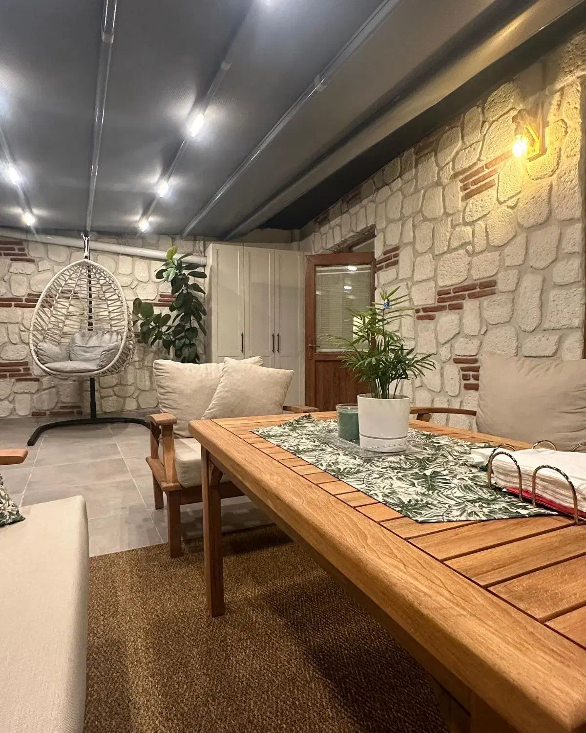 سنگ آنتیک اروپایی|مصالح و تجهیزات ساختمان|پارس‌آباد, |دیوار