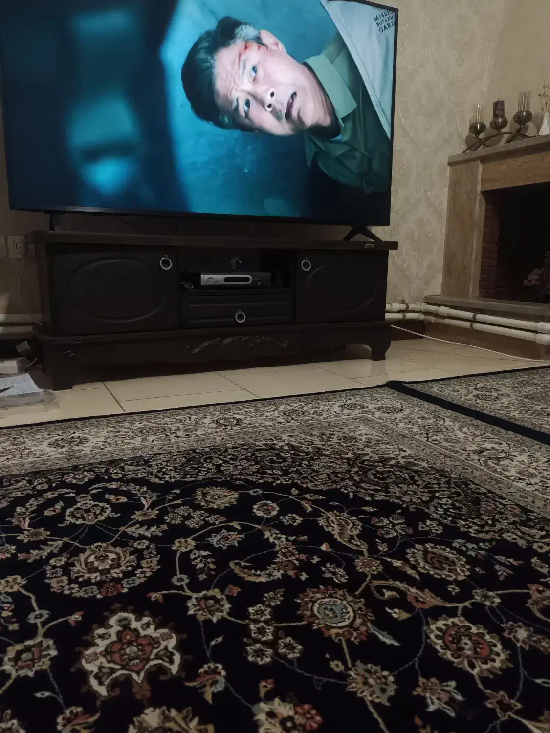 میز|میز تلویزیون|اندیشه, شهرک مریم|دیوار