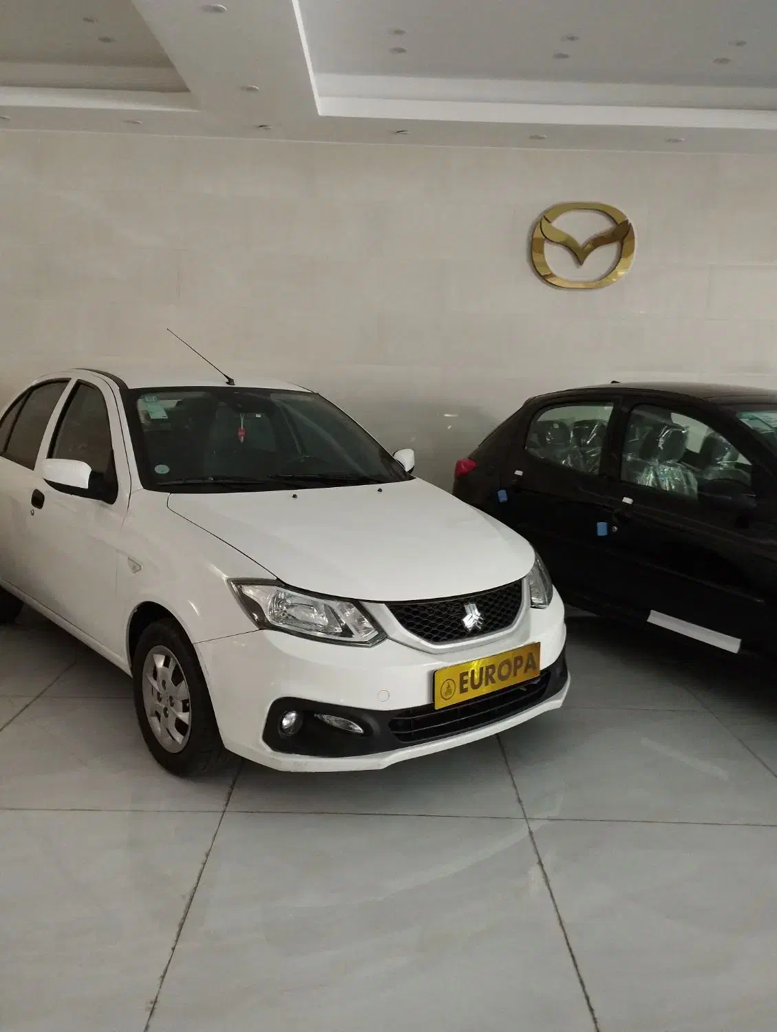 سایناsصفرو ۴۰۳ کم کار وتیبا۱|خودرو سواری و وانت|کاشان, بازار کاشان|دیوار