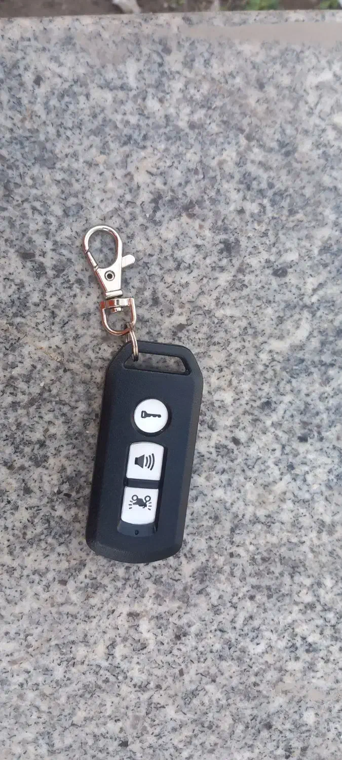 یک عددریموت موتور محدوده هتل هماو اسلام ابادگم شده|اشیا|بندرعباس, |دیوار