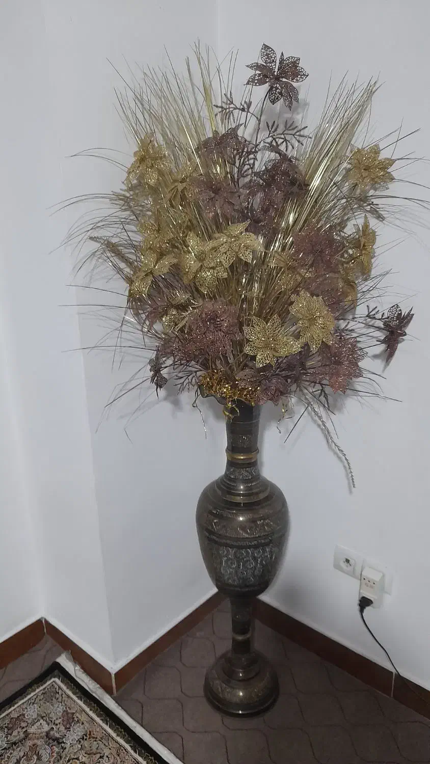 گل مصنوعی بزرگ|گل و گیاه طبیعی|نسیمشهر, |دیوار