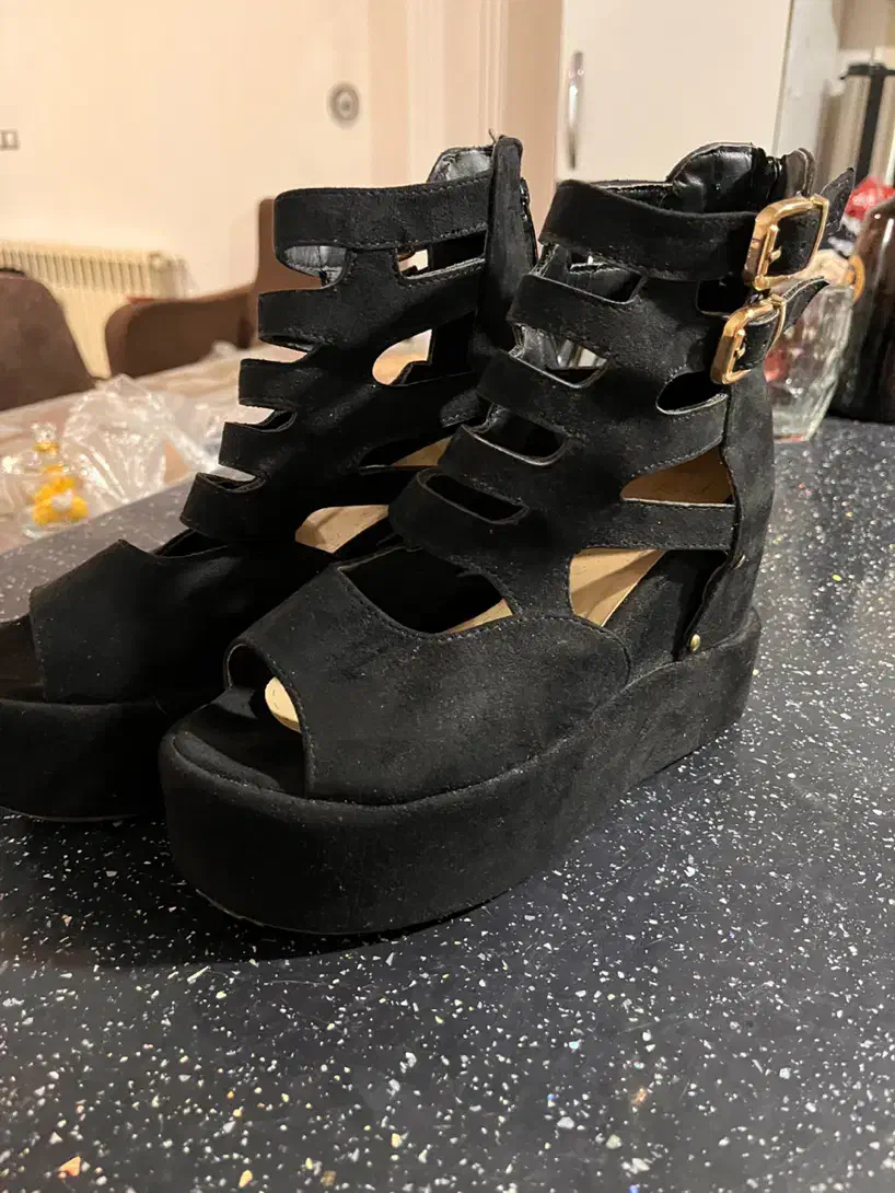 کفش مجلسی ولژدار|کیف، کفش، کمربند|چالوس, |دیوار