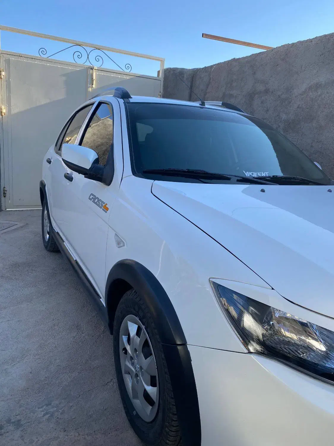 کوئیک معمولی ۱۴۰۰|خودرو سواری و وانت|گنبد کاووس, |دیوار