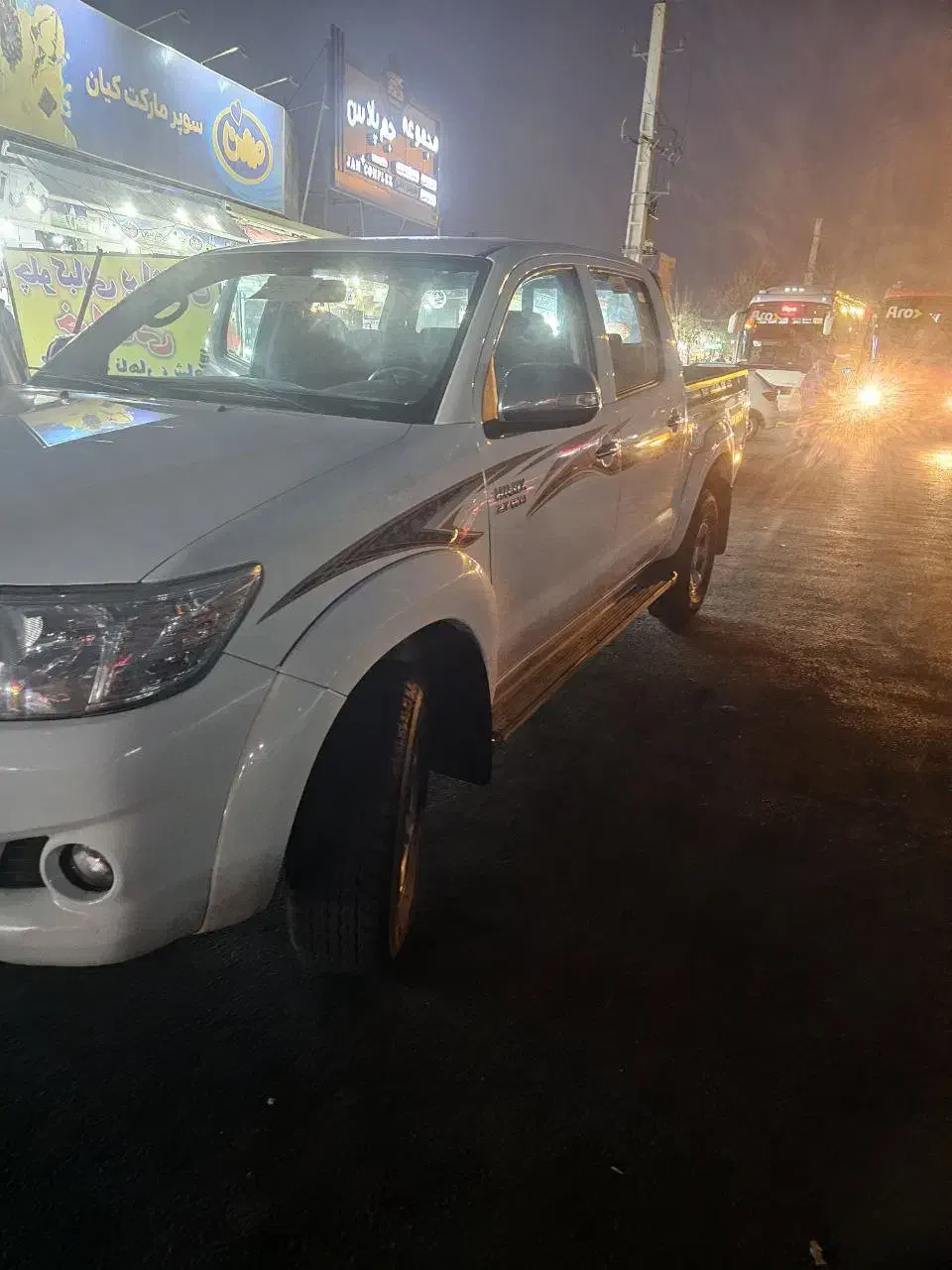 هایلوکس 2015|خودرو سواری و وانت|مشهد, عنصری|دیوار